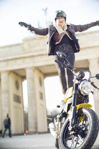 ©hermann-koepf-ducati-scrambler-berlin-l1035928